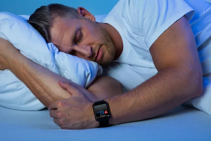 Sleep with smartwatch